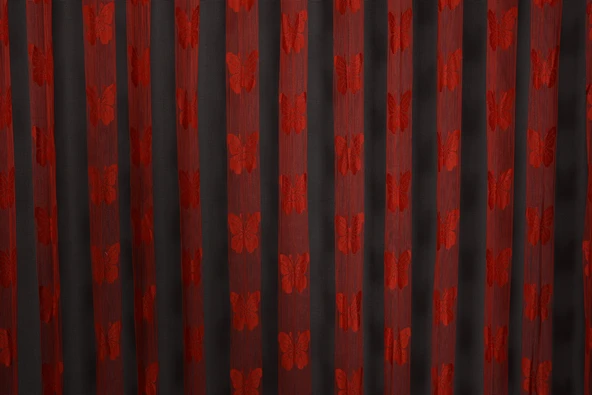 KELEBEK  MODEL KIRMIZI RENK İP PERDE HAZIR DÜĞMELERİ DİKİLMİŞ İP PERDE 300*270 cm ürün görseli 1