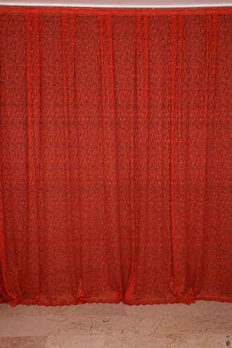 ÖRÜMCEK  MODEL KIRMIZI RENK İP PERDE HAZIR DÜĞMELERİ DİKİLMİŞ İP PERDE 300*270 cm - Resim 2