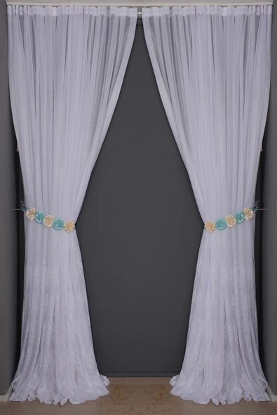 KÜÇÜK YAPRAK MODEL KIRIK BEYAZ RENK TEK KANAT Hazır Pileli Fon Perde 300*260 ürün görseli