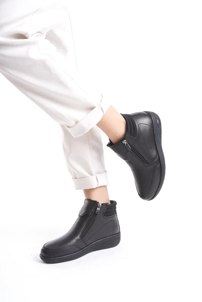 MAYLO FERMUARLI SİYAH DERİ ORTOPEDİK HAFİF KADIN BOT - 4