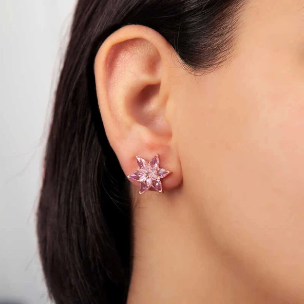 MuI MuI Gümüş Rose Pembe Lotus Çiçeği Çivili Kadın Küpe - 2