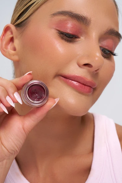 Kuatra Red Marigold Doğal İçerikli Nemlendirici - Antioksidan Işıltı Veren Balm (Ruj - Allık - Göz Farı) 7ml - 11