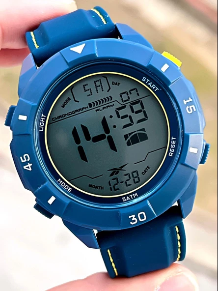 Reebok Silikon Kordon 50 Mt Suya Dayanıklı Dijital Seri Büyük Kasa Spor Erkek Kol Saati RV.PBIG-BG04 - Resim 4