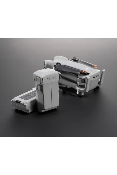 DJI mini 4 pro Fly More Combo Plus (DJI RC 2) Drone - 3