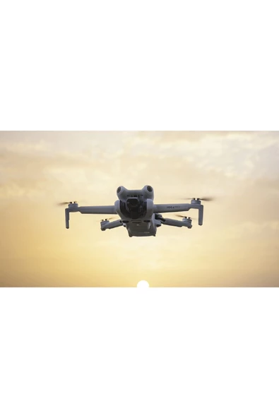 DJI mini 4 pro Fly More Combo Plus (DJI RC 2) Drone - 5