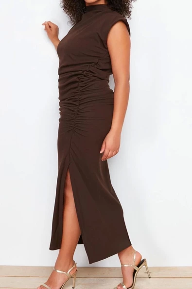 Yeni Büyük Beden Abiye Krep Örme Dik Yaka Kolsuz Kol Bodycone Midi Boy Büyük Beden Elbise - 4