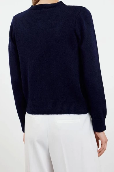 Kadın Moda Regular Bisiklet Yaka Regular Yumuşak Dokulu Mücevher Düğmeli Ceket Görünümlü Triko Hırka - 6