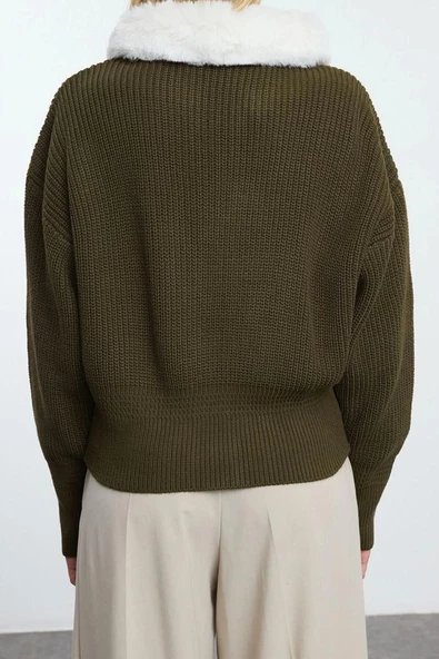 Kadın Moda Şık Regular Polo Yaka Regular Kürklü Deri Detaylı Fermuarlı Mont Triko Hırka - 4