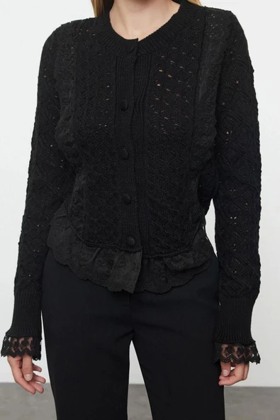 Kadın Moda Şık Crop Bisiklet Yaka Regular Crop Dantelli Ajurlu Delikli Triko Hırka