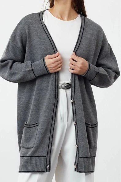 Kadın Tesettür Moda Şık Regular V Yaka Uzun Kol Renk Bloklu İnci Düğmeli Biyeli Oversize Triko Hırka - 2