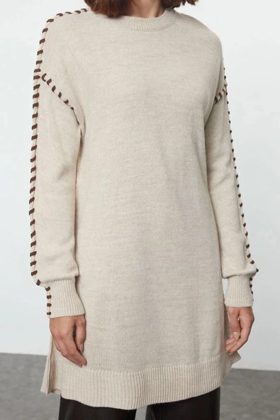 Kadın Tesettür Moda Şık Regular Bisiklet Yaka Uzun Kol Renkli Camel Dikiş Detaylı Triko Kazak