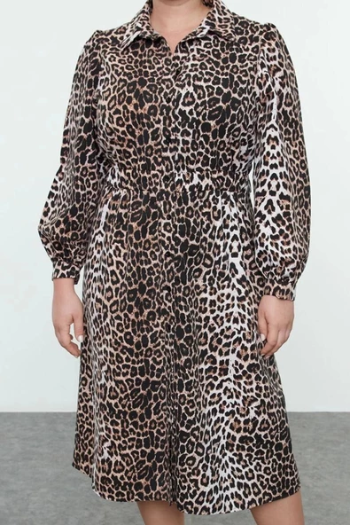 Kadın Büyük Beden Midi Boy Relaxed Leopar Desenli Beli Lastikli Gabardin Dokuma Büyük Beden Elbise
