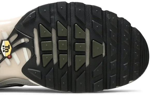 Nike Air Max Plus Brushstroke Spor Ayakkabı - 5