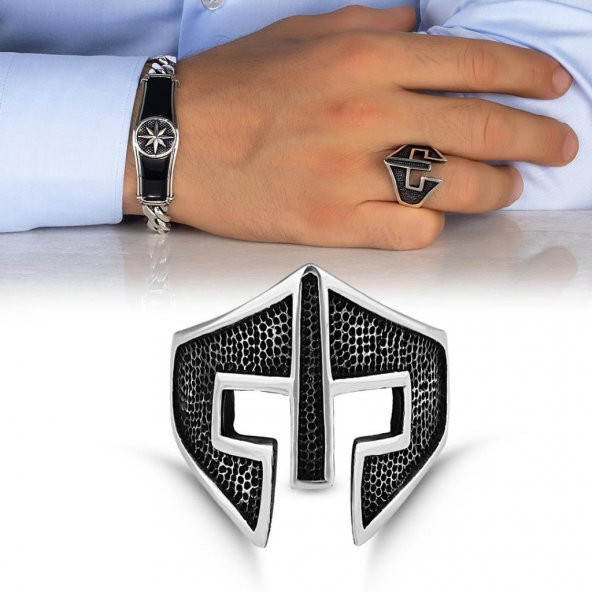 Özel Miğfer Tasarımlı 925 Ayar Gümüş Yüzük ürün görseli