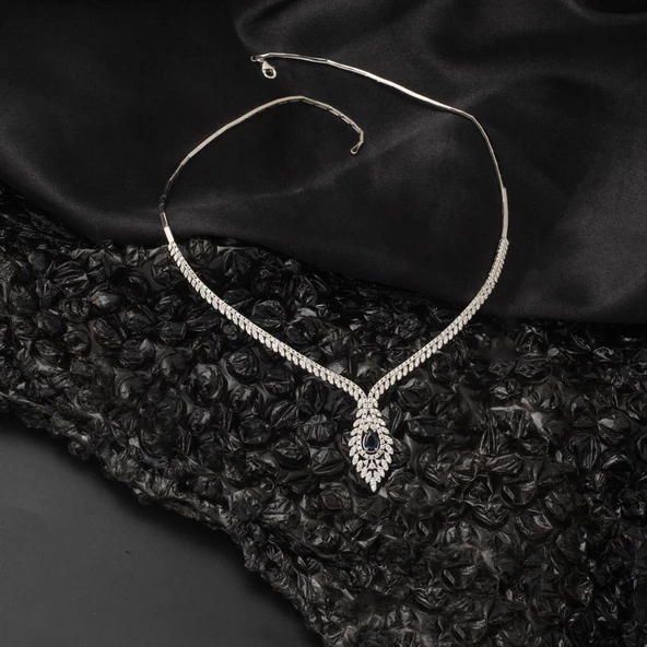 Safir Taşlı Kraliçe 14 Ayar Beyaz Altın Gerdanlık - Resim 5