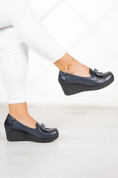 Erkan Saçmacı Emma Lacivert Yılan Hakiki Dana Derisi Fiyonklu Yuvarlak Burun Dolgu Topuklu Günlük Ayakkabı - Resim 3