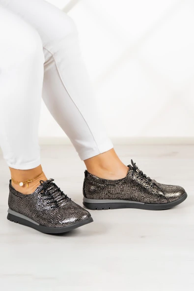Erkan Saçmacı Khloe Gümüş Yılan Hakiki Dana Derisi Yuvarlak Burun Düz Taban Günlük Ayakkabı - Resim 4