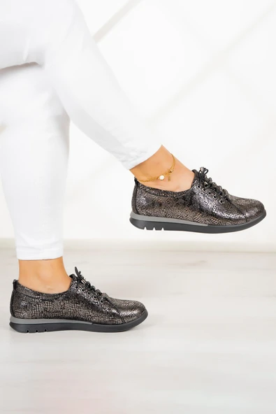 Erkan Saçmacı Khloe Gümüş Yılan Hakiki Dana Derisi Yuvarlak Burun Düz Taban Günlük Ayakkabı ürün görseli