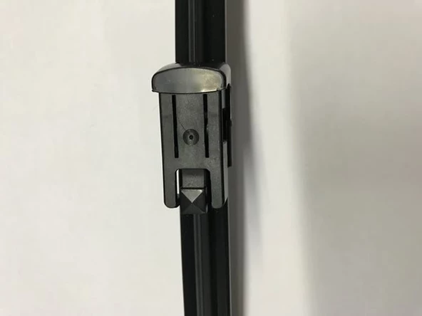 Volkswagen Passat Ön Cam Sileceği 03-11 3C1955425b ürün görseli