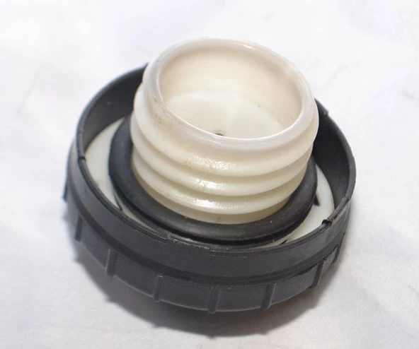 Honda Accord Yakit Depo Kapak İç (1995-2001) 1.6, 2.0 3101024000 - 2