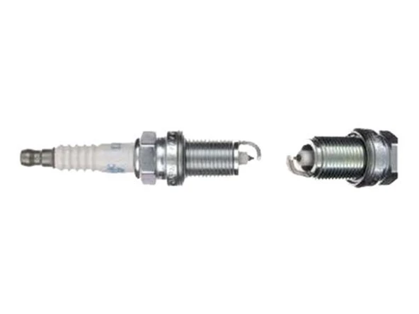 Mitsubishi Carisma Buji (1997-2005) 1.8 MD360019 - 2
