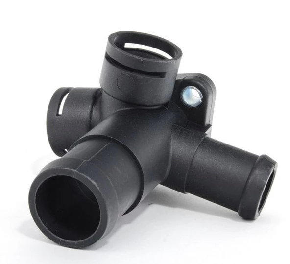 Volkswagen Transporter Su Flanşi (1992-2003) 1.9 068121132 ürün görseli