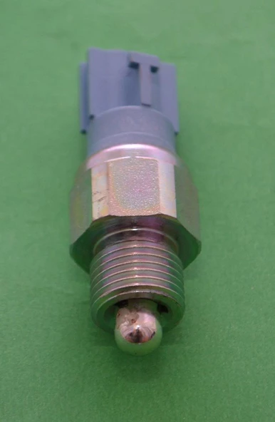 Nissan Primera Geri Vites Müşürü (2002-2008) 1.6 320056J00A - Resim 2