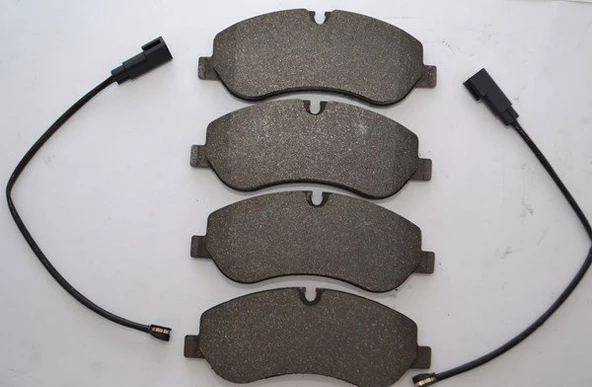 Transit Custom Ön Fren Balata 12-23 Mebk2j2k021aa ürün görseli