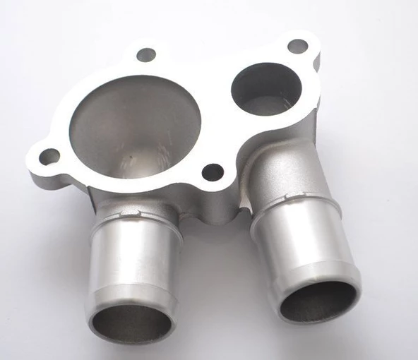 Kia Cerato Termostat Alt Gövde (2004-2007) 1.6 2561126100 ürün görseli