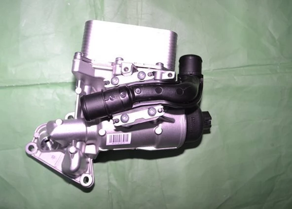 Renault Master Yağ Filitresi (2008-2023) 2.3 DCI 8201005241 ürün görseli