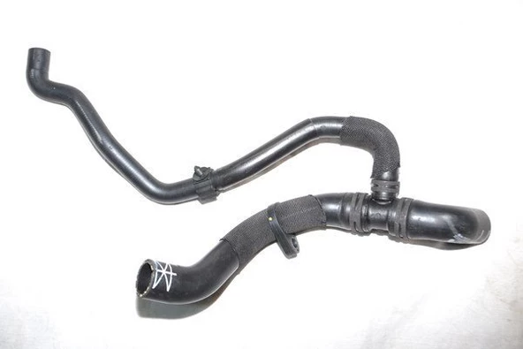 Volkswagen Polo Motor Radyatörü Üst Hortum (2010-2014) 1.6 TDI 6R0122101AD - 2