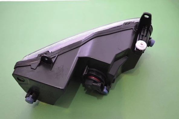 Volkswagen Polo Sis Fari Sağ (2014-2017) 1.0, 1.4TSI, 1.2 TSI, 1.4 TDI 6C0941662C - 2