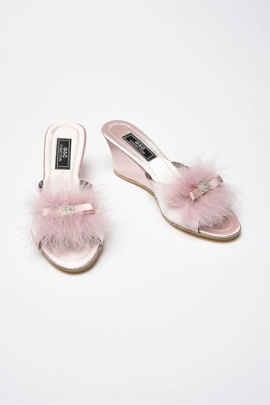 G&C 170 Kaz Tüyü Yüksek Feta Bayan Terlik