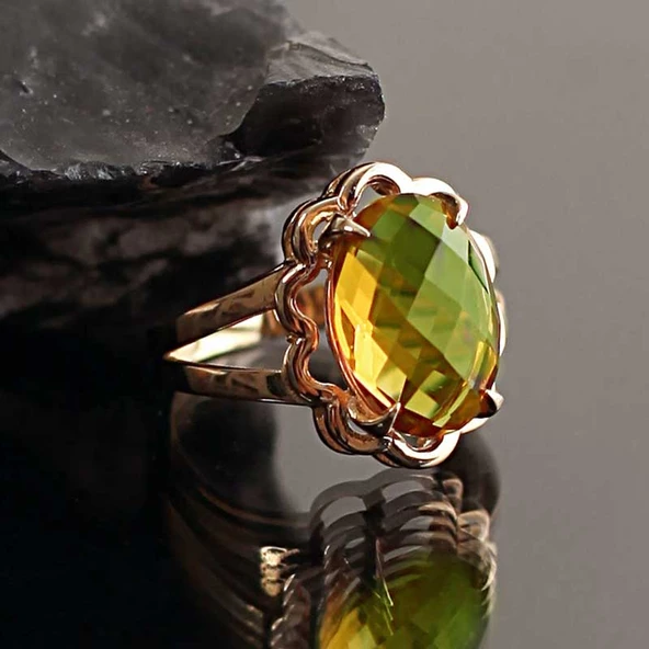 14 Ayar Altın Zultanit Taşlı Yüzük ürün görseli