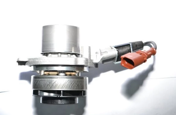 Skoda Rapid Devirdaim (2012-2017) 1.6 TDI 04L121011N - Resim 2