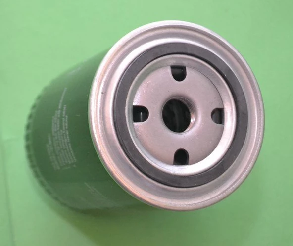 Audi A4 Yağ Filitresi (1998-2008) 1.8, 1.6 068115561 - Resim 2