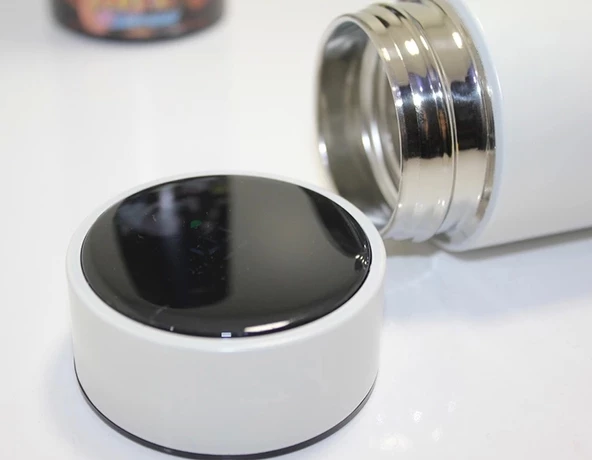 Anime Baskılı Digital Göstergeli Termos 500 Ml Alk383 - Resim 2