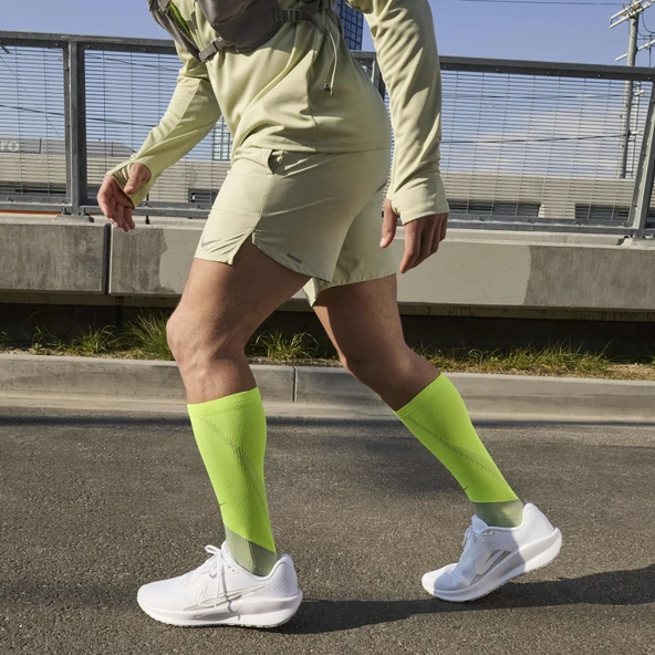 Nike FD6454 100 Downshifter 13 Erkek Koşu Ayakkabısı - 2