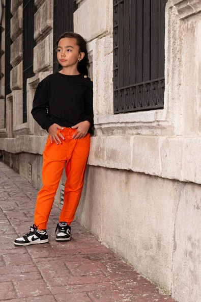 2'li Omuz Düğmeli Bel Fırfırlı Turuncu Gabardin Pantolon Takım - Resim 4