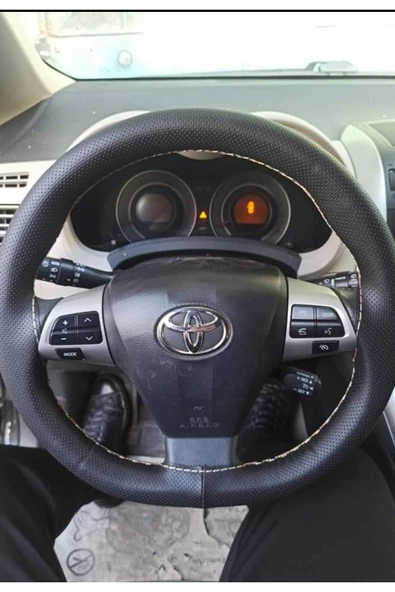 DİKİŞLİ DİREKSİYON KILIFI NOKTALI DERİ BEJ DİKİŞLİ TOYOTA AURİS İÇİN ürün görseli
