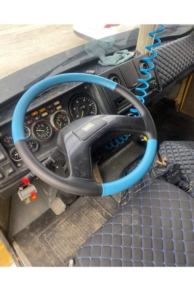 DİKİŞLİ DİREKSİYON KILIFI SİYAH DERİ AÇIK MAVİ DERİ SİYAH DİKİŞLİ BMC PRO TIR KAMYON İÇİN - Resim 2