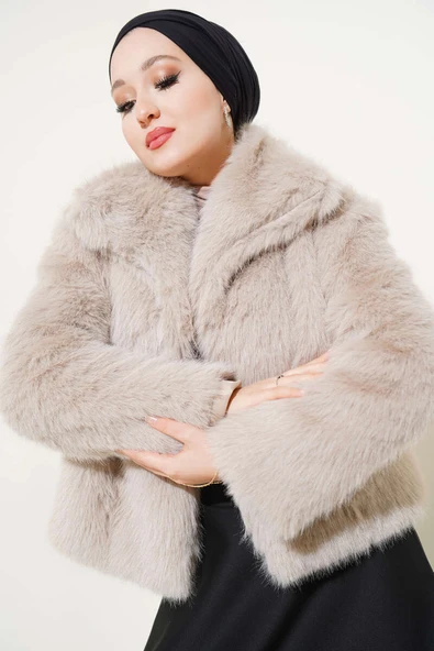 Astarlı Kürk Mont Taş ürün görseli 1