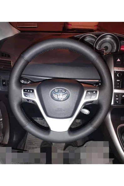 DİKİŞLİ DİREKSİYON KILIFI DAMARLI NOKTALI DERİ SİYAH DİKİŞLİ TOYOTA VERSO İÇİN ürün görseli