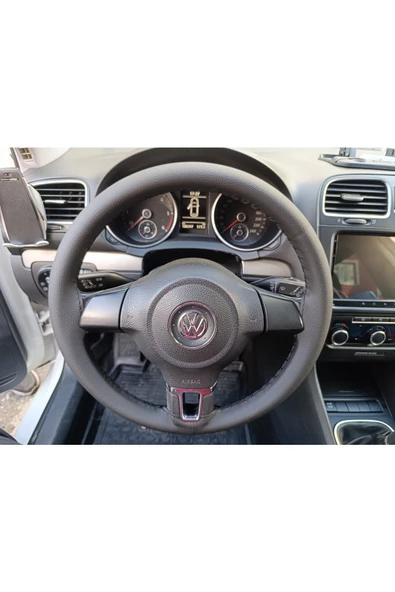 DİKİŞLİ DİREKSİYON KILIFI DAMARLI SİYAH DERİ SİYAH DİKİŞLİ VOLKSWAGEN GOLF İÇİN ürün görseli