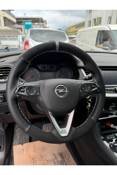 DİKİŞLİ DİREKSİYON KILIFI NUBUK/NOKTALI DERİ GRİ YÜZÜK DİKİŞ OPEL Opel Grandland-x - 2