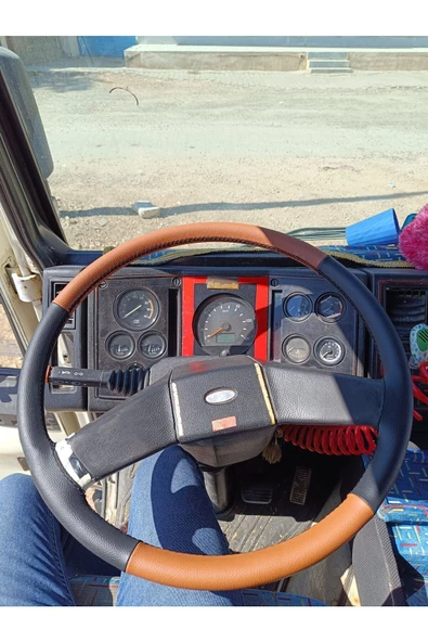 Dikişli Direksiyon Kılıfı Taba/siyah Damarlı Deri Siyah Dikişli Ford Cargo 2520 Için ürün görseli