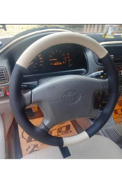 DİKİŞLİ DİREKSİYON KILIFI BEJ/SİYAH DERİ SİYAH DİKİŞLİ TOYOTA COROLLA İÇİN ürün görseli