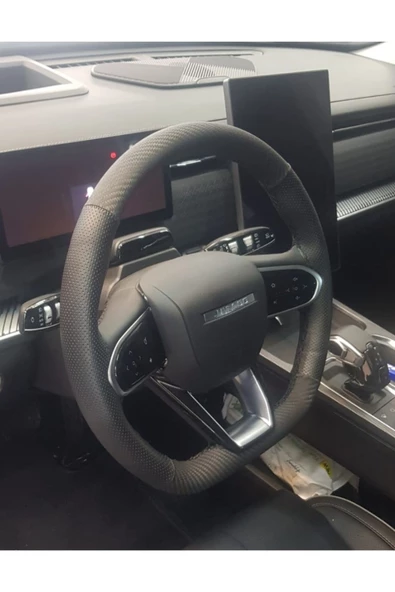 DİKİŞLİ DİREKSİYON KILIFI KARBON NOKTA DERİ SİYAH DİKİŞLİ JAECOO İÇİN ürün görseli