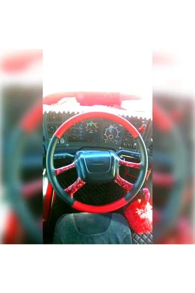 DİKİŞLİ DİREKSİYON KILIFI SİYAH KIRMIZI DERİ SİYAH DİKİŞLİ SCANİA TIR KAMYON İÇİN ürün görseli