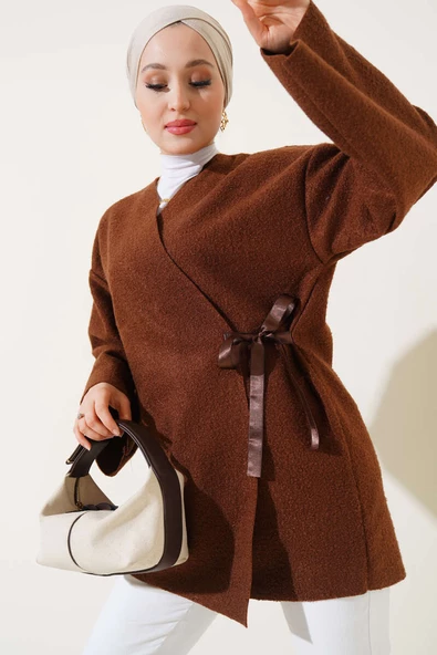 Önü Kurdeleli Buklet Ceket Kahve ürün görseli 1